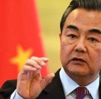 Външният министър на Китай обяви, че отговорът на американските търговски санкции е бил задължителен