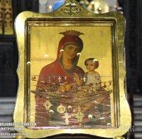 Посрещаме чудотворна икона на Света Богородица в София