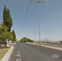 ШОК ПРЕДИ МИНУТИ! Мъж се хвърли от мост в Бургас! 