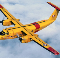 Хидросамолет падна в езеро в Канада