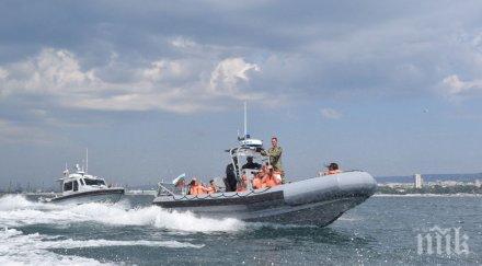 вмс получиха безвъзмездно четири бързоходни лодки посолството сащ