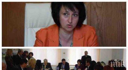 скандал кметицата чепеларе герб обвини лъжец манипулатор