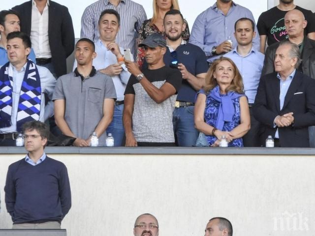 Синът на Ривалдо впечатли новия треньор на Левски