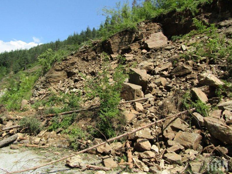 Зам.-министър Валентин Йовев: Започваме укрепване на свлачището по пътя Смолян-Мадан