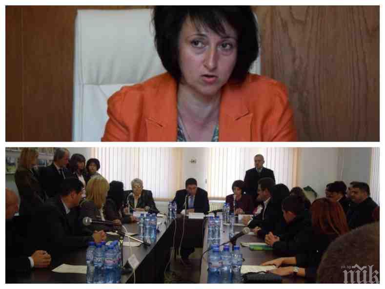 СКАНДАЛ С КМЕТИЦАТА НА ЧЕПЕЛАРЕ! ГЕРБ я обвини, че е лъжец и манипулатор