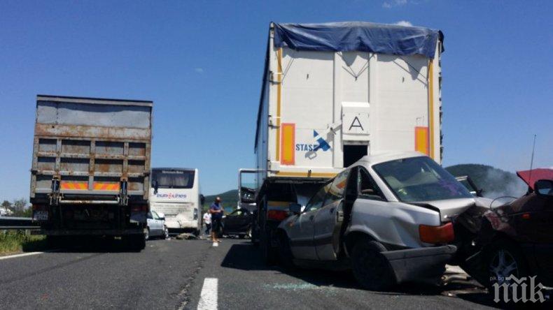 ВЕРИЖНО МЕЛЕ! Поредна тапа на Тракия! И този път в посока Бургас 