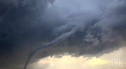 морско торнадо завихри италиански остров