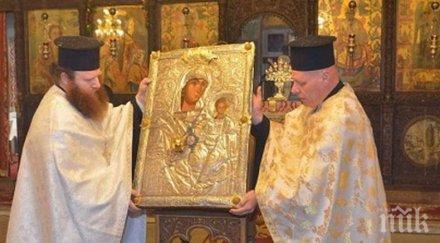 молебен канон отслужен чудотворната икона богородица златна ябълка девин