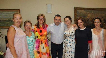 извинете екатерина захариева външен министър гротеска отиде божидар димитров тежко майка българия