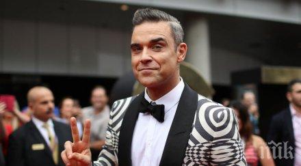 роби уилямс сподели филм опита извънземните