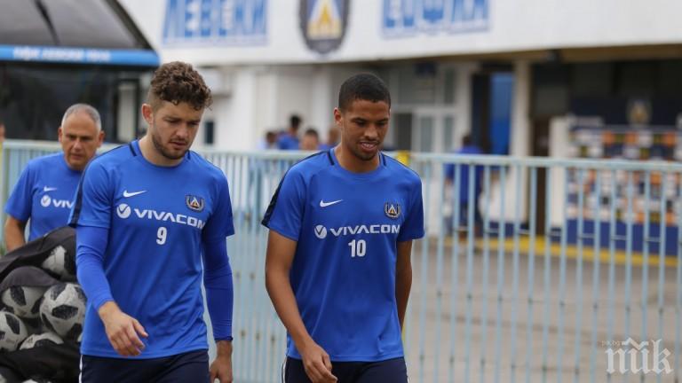 ШУТ ОТЗАД! Синът на Ривалдо нежелан на Герена! Сините търсят начин да разкарат вечно контузения Ривалдиньо