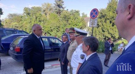 ексклузивно пик борисов важни думи войската снимки