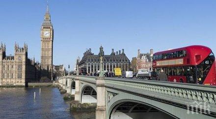 пострадали автобус преобърна лондон