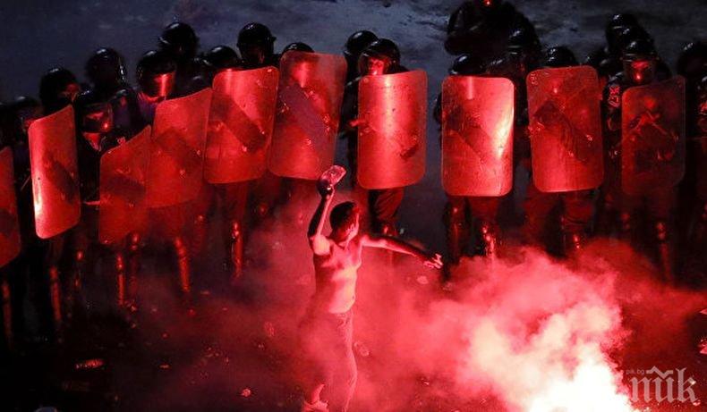 Протести срещу румънското правителство и пред посолствата на страната в Европа