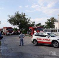 СТРАШНА ТРАГЕДИЯ! Загина един от пожарникарите, затиснати край Куклен (СНИМКИ/ВИДЕО)