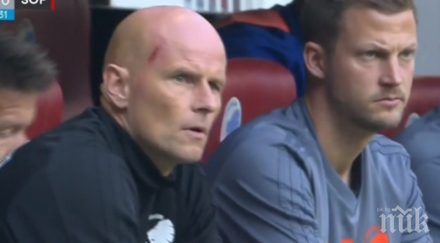 неприятно стигна кръвта паркен