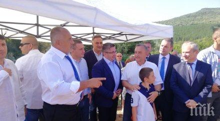 извънредно пик премиерът борисов страхотна новина магистрала хемус снимки