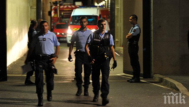 Имигрант наръга с нож четирима души във Франция