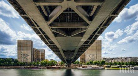 притеснително около 840 моста франция застрашени срутване