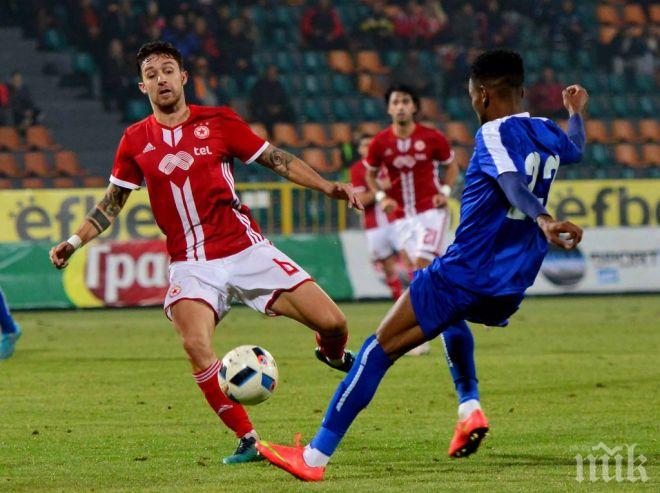 НА ВИСОК ТОН! Новият капитан на ЦСКА тропна по масата след загубата в Разград 