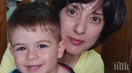 нужда помощ млада майка нуждае подкрепа борбата рака