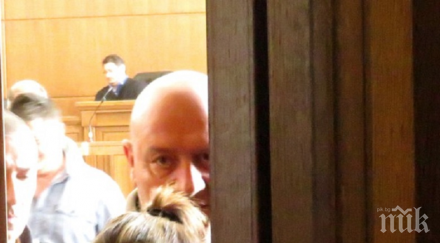 последните минути оставиха туцо килърите решетките