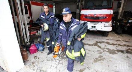търси 250 вакантните места пожарникари страната