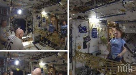 хит астронавти играха тенис космоса