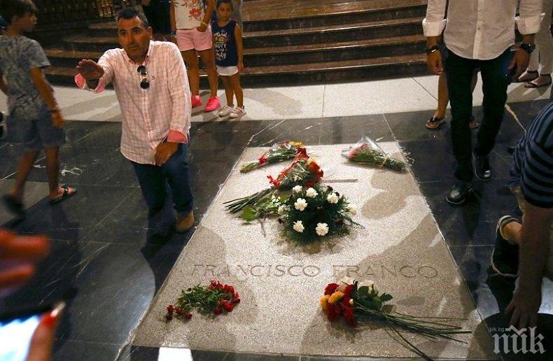 Семейството на Франсиско Франко ще се погрижи за останките на покойния генерал