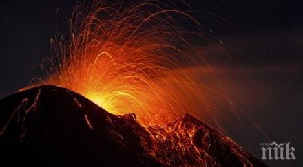 вулканът етна сицилия изригва все силно