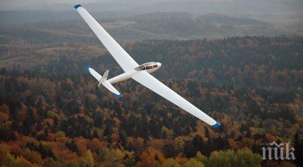 безмоторен самолет трима пътници падна планината вермонт