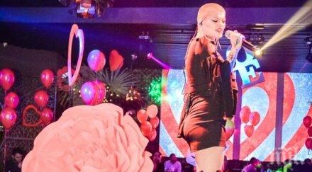 жана бергендорф спря белото отпра мощно дупе xxl