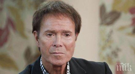 клиф ричард издава нов албум годишна пауза