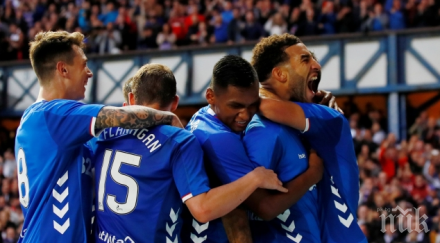 лига европа огромна радост светло сините