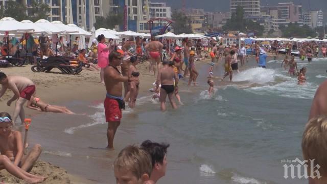 Ръст на туристи по Черноморието, въпреки дъждовете
