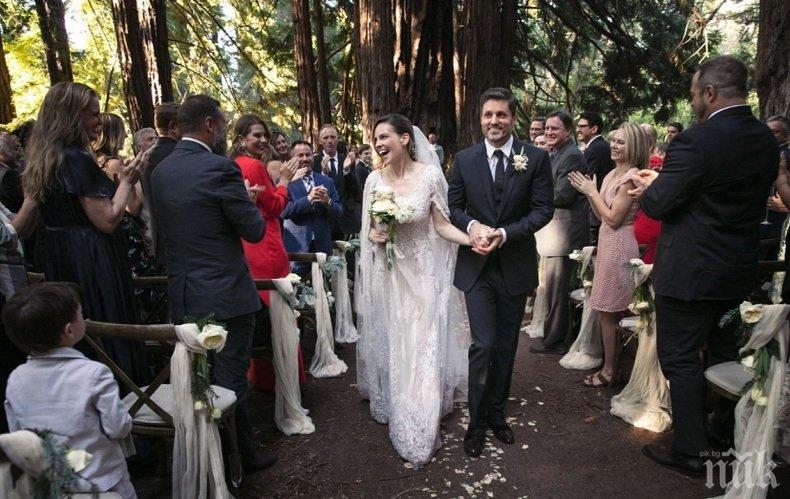 Хилари Суонк забранила телефоните на сватбата си