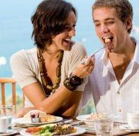 Вижте кой трябва да плати сметката при първа среща