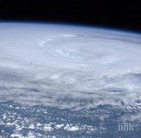 СПЕШНА ЕВАКУАЦИЯ! Тайфунът 