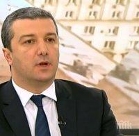 ИЗВЪНРЕДНО В ПИК TV! ЧЕРВЕНИ КАПРИЗИ! Депутатите от БСП ту ще са в парламента, ту извън него (ОБНОВЕНА)