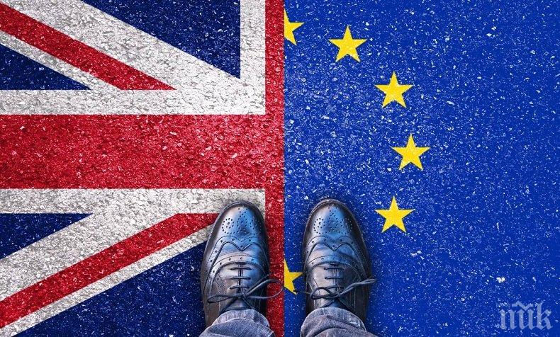 Британски депутат заяви, че главният преговарящ на ЕС нарекъл плана на Тереза Мей за Брекзит „мъртъв“