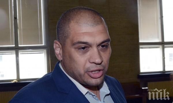 Братът на депутата от ДПС иска на свобода, обвинен в тартор на група за сплашване