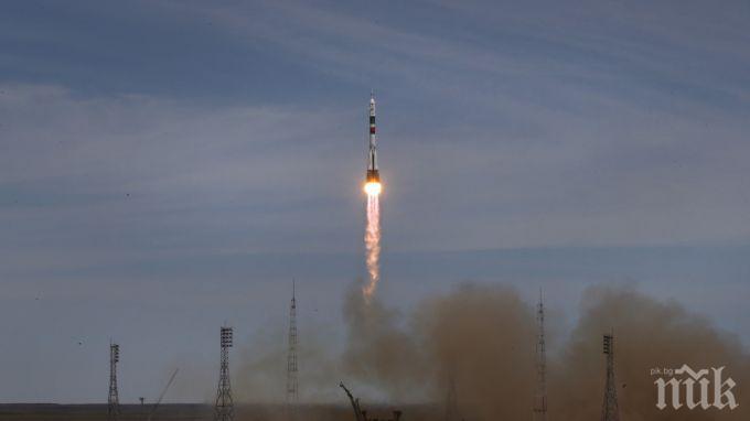 Роскосмос търси причините за изтичането на въздух от кораба Союз
