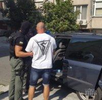 Бопаджии удариха престъпна група за наркотици в Бургас (СНИМКИ)