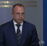Румен Порожанов отива в Букурещ, ще координира борбата с чумата по свинете
