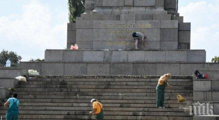заляха паметника съветската армия блажна боя снимки