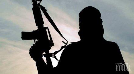 ново напрежение американски генерал тайна среща издирван турция тероризъм