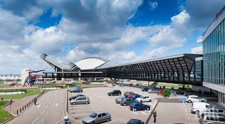 екшън полицейско преследване затвори летището лион