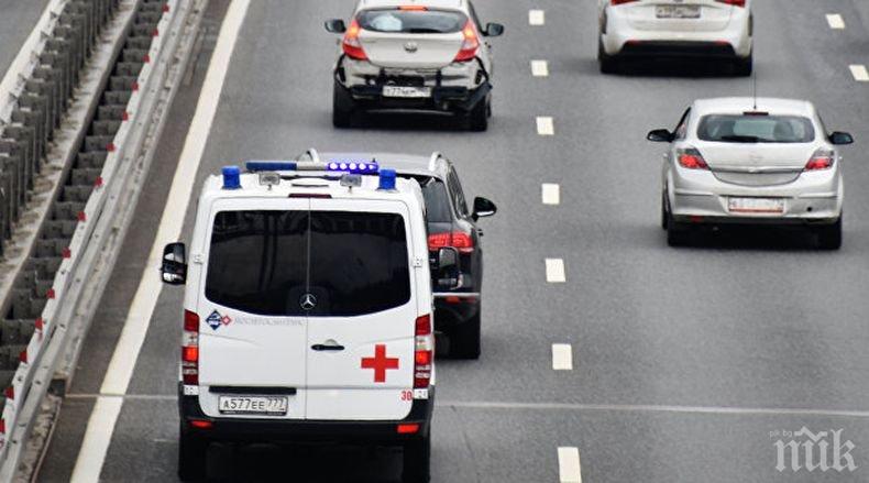 Микробус се вряза в седем автомобила в Москва. Един човек е загинал