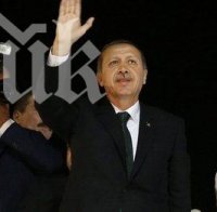 Ердоган призова съпартийците си да чакат изборите за урок на протестиращите