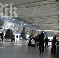 Работещите в чужбина българи да си носят пари за връщане